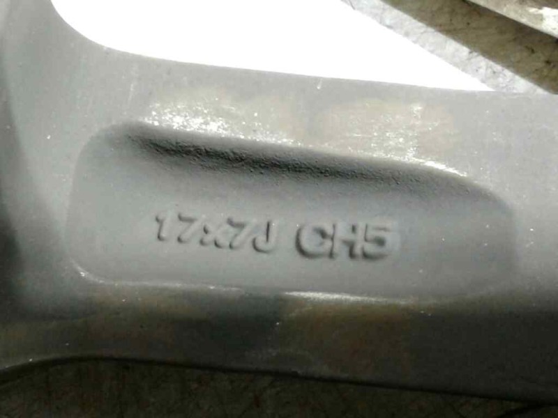 Recambio de llanta aluminio para nissan qashqai (j11) acenta referencia OEM IAM 17-5-TORNILLOS ET40 