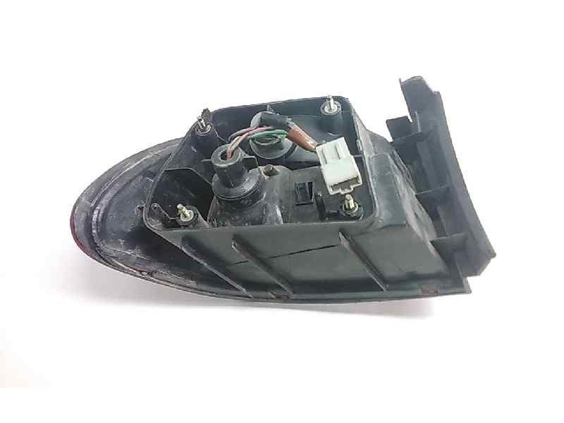 Recambio de piloto trasero derecho para honda civic berlina (eg/eh) referencia OEM IAM   91835
