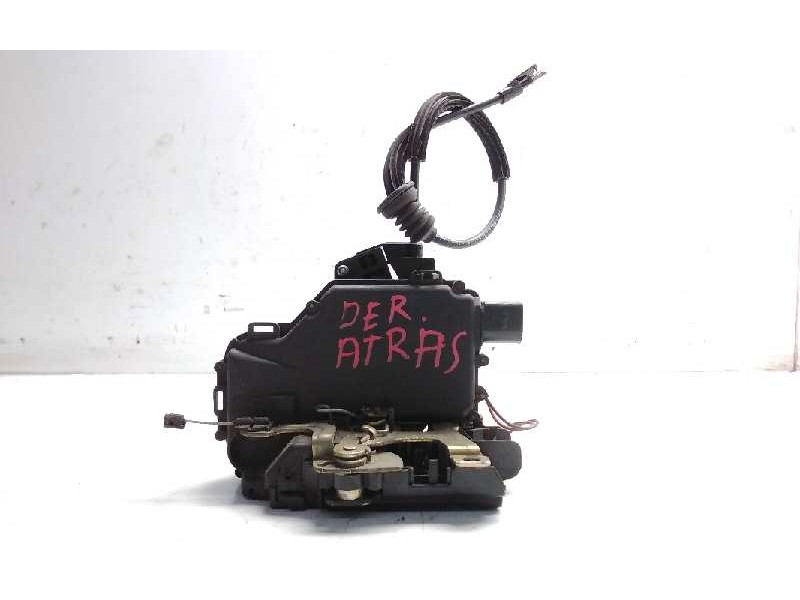 Recambio de cerradura puerta trasera derecha para volkswagen golf iv berlina (1j1) conceptline referencia OEM IAM   