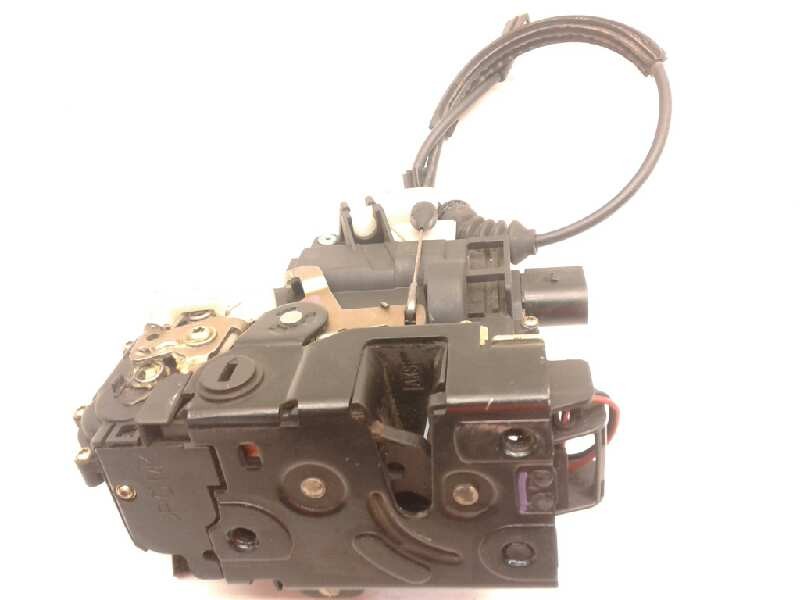 Recambio de cerradura puerta trasera izquierda para volkswagen golf iv berlina (1j1) conceptline referencia OEM IAM 3B4839015AL 