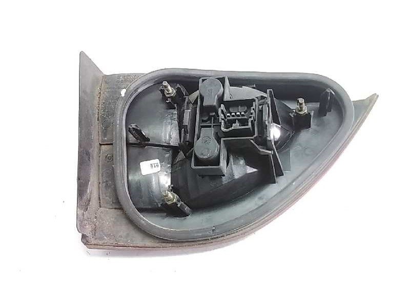 Recambio de piloto trasero derecho porton para renault megane i fase 2 classic (la..) 1.9 dci dynamique referencia OEM IAM 77004