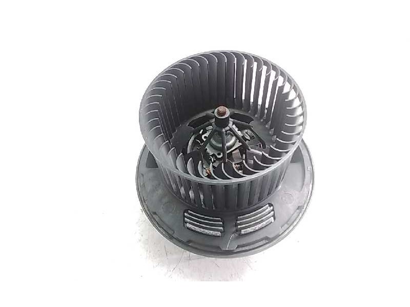 Recambio de motor calefaccion para bmw serie 1 berlina (e81/e87) 118d referencia OEM IAM 693366308  