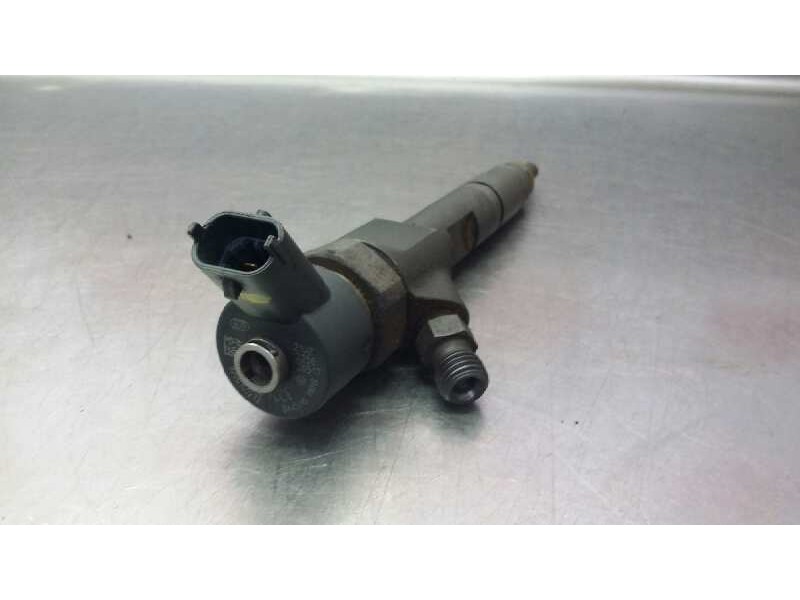 Recambio de inyector para renault laguna ii (bg0) expression referencia OEM IAM 0445110110B  