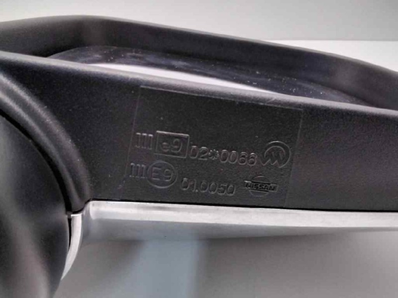 Recambio de retrovisor derecho para nissan terrano/terrano.ii (r20) referencia OEM IAM E9020066 CROMADO 