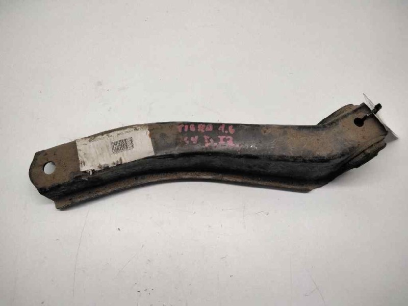 Recambio de brazo suspension inferior delantero izquierdo para opel tigra 1.6 16v referencia OEM IAM   91987