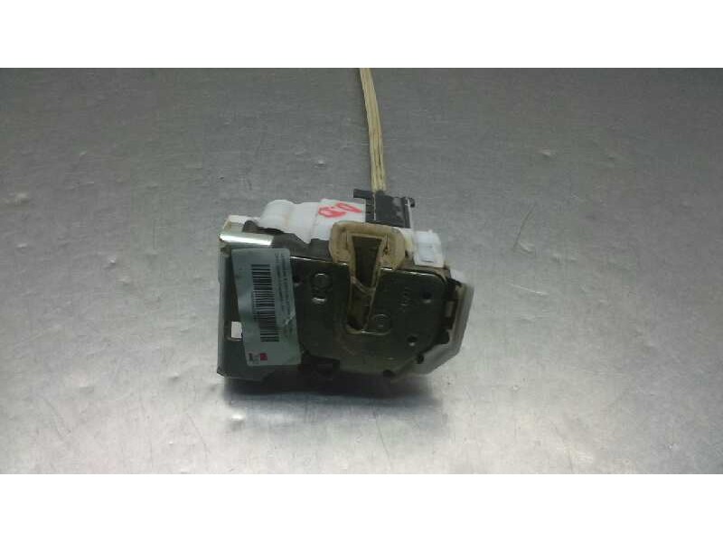 Recambio de cerradura puerta delantera derecha para opel combo d expression l1h1 referencia OEM IAM   