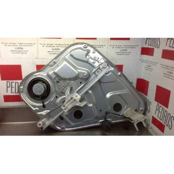 Recambio de elevalunas trasero izquierdo para hyundai santa fe (bm) 2.2 crdi classic (2wd) referencia OEM IAM 834712B000  