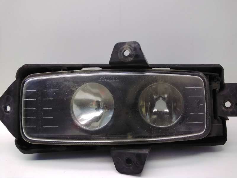 Recambio de faro antiniebla derecho para renault premium route 2006 fg 4x2 larga distancia referencia OEM IAM 5010231850  