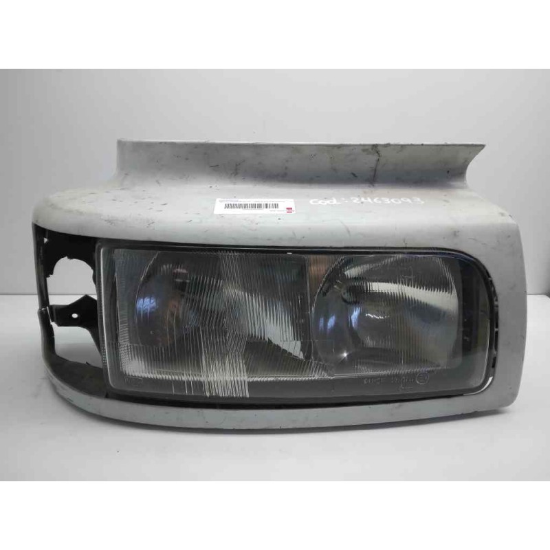 Recambio de faro derecho para renault premium route 2006 fg 4x2 larga distancia referencia OEM IAM   