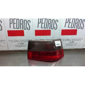 Recambio de piloto trasero derecho para lada 110 (2110) 1.5 referencia OEM IAM 21103716010  106111