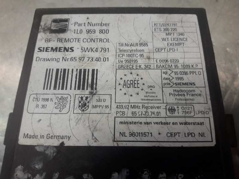 Recambio de modulo confort para volkswagen polo (9n3) referencia OEM IAM 1L0959800  