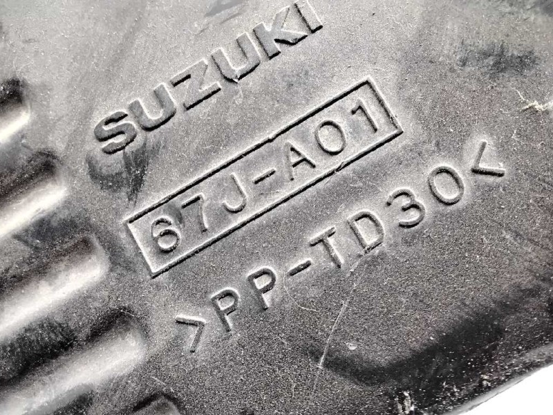 Recambio de caja filtro de aire para suzuki grand vitara jb (jt) 1.9 ddis jlx (5-ptas.) referencia OEM IAM 67JA01  