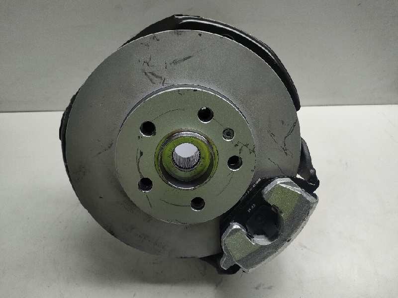 Recambio de mangueta completa delantero derecha para volkswagen polo (6c1) referencia OEM IAM 662VWA  