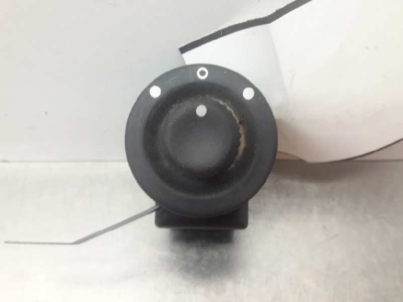 Recambio de mando retrovisor para renault clio ii fase ii (b/cb0) 1.5 dci diesel referencia OEM IAM 7700429992C  