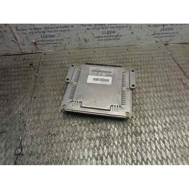 Recambio de centralita motor uce para renault trafic caja cerrada (ab 4.01) 1.9 diesel referencia OEM IAM 8200119842 BOSCH 349