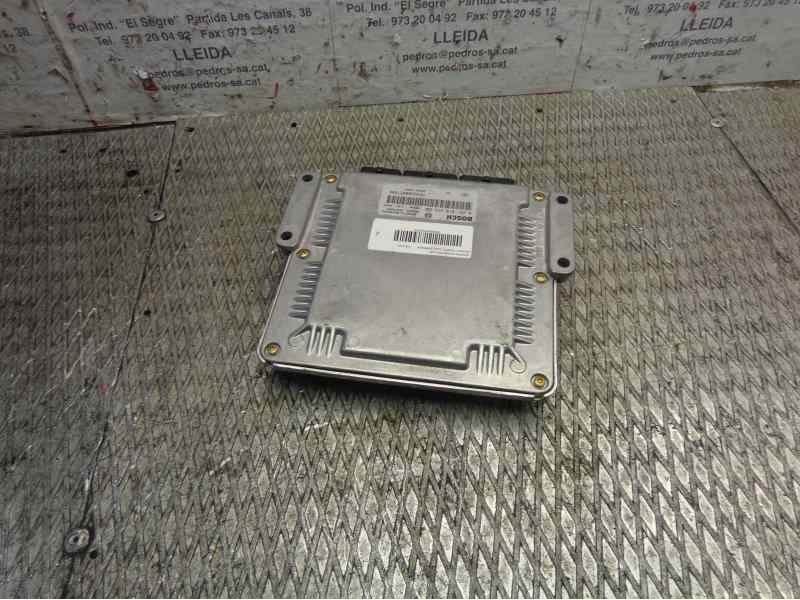 Recambio de centralita motor uce para renault trafic caja cerrada (ab 4.01) 1.9 diesel referencia OEM IAM 8200119842 BOSCH 349