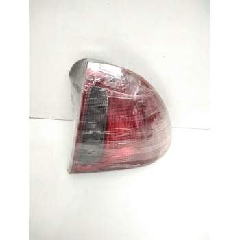 Recambio de piloto trasero derecho para mg serie 45 (rt) classic (4-ptas.) referencia OEM IAM XFB101000  