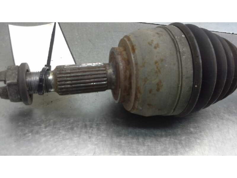 Recambio de transmision delantera derecha para renault scenic ii 1.9 dci diesel referencia OEM IAM 8200436366  