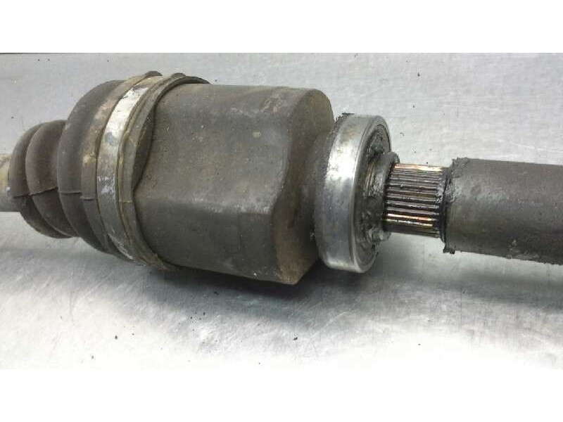 Recambio de transmision delantera derecha para renault scenic ii 1.9 dci diesel referencia OEM IAM 8200436366  