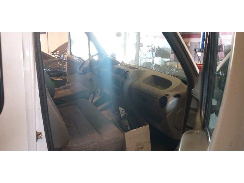 nissan interstar (x70) del año 2003