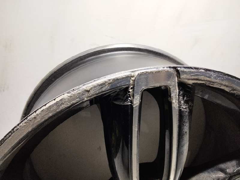 Recambio de llanta aluminio para volkswagen golf vi (5k1) referencia OEM IAM 18-5-TORNILLOS  