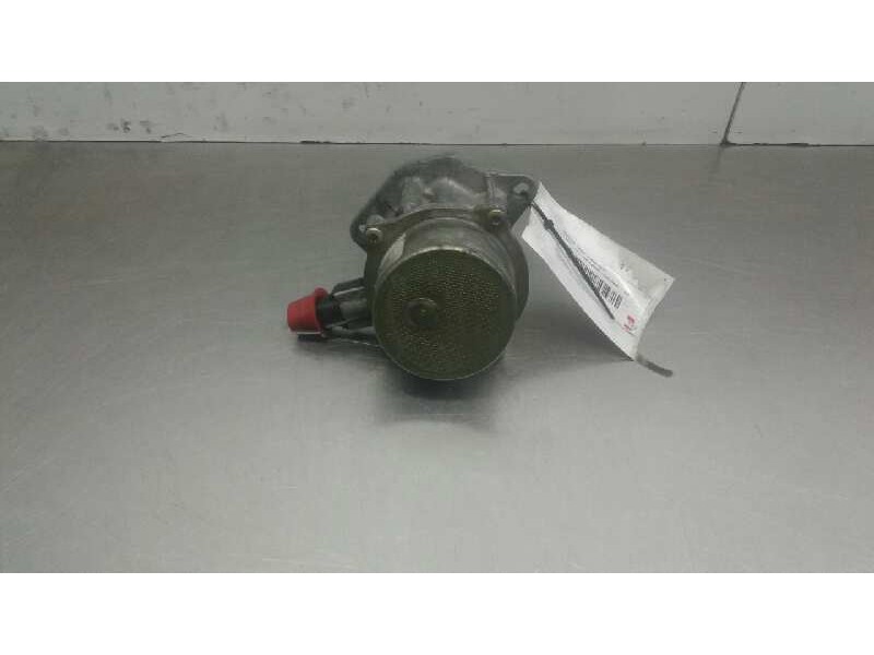 Recambio de depresor freno / bomba vacio para renault clio ii fase ii (b/cb0) 1.5 dci diesel referencia OEM IAM 72238912D PIERBU