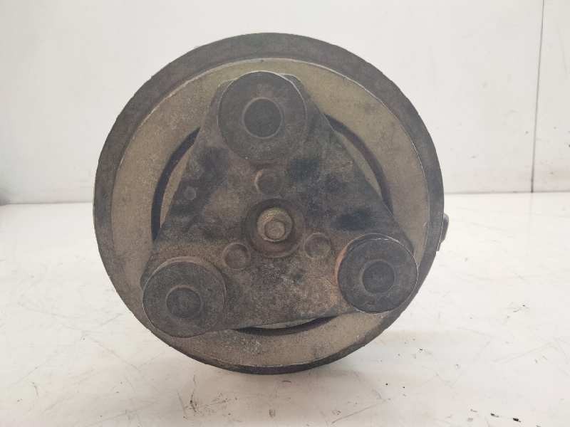 Recambio de compresor aire acondicionado para ford transit caja cerrada ´06 ft 330 k (corto) lkw (camion) referencia OEM IAM 6C1