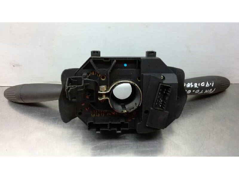 Recambio de mando intermitentes y limpia para fiat punto berlina (188) 1.2 cat referencia OEM IAM   92866