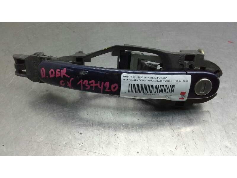 Recambio de maneta exterior delantera derecha para volkswagen passat berlina (3b2) trendline referencia OEM IAM 3B0837207  