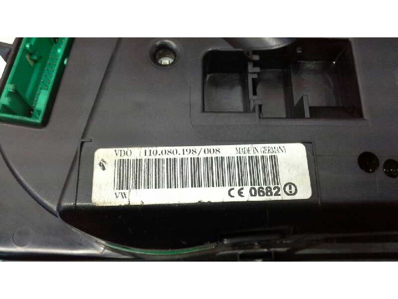 Recambio de cuadro instrumentos para volkswagen passat variant (3b6) highline referencia OEM IAM 8B0920829AVDD VDO 110.080.198/0
