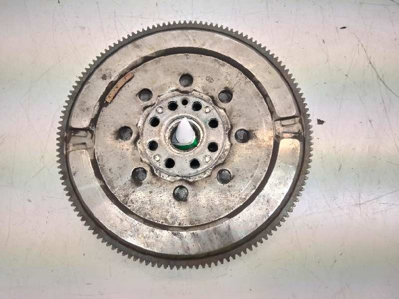 Recambio de volante motor para renault scenic iii grand limited referencia OEM IAM   