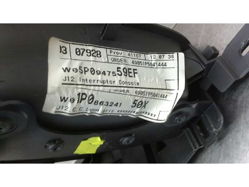 Recambio de consola central para seat leon (1p1) reference referencia OEM IAM W01P0863241  