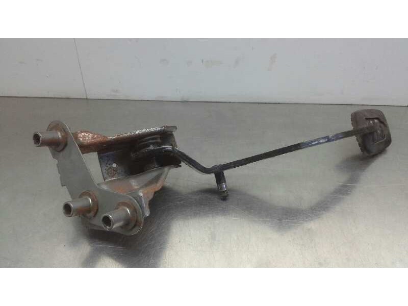 Recambio de pedal embrague para nissan note (e11e) acenta referencia OEM IAM   