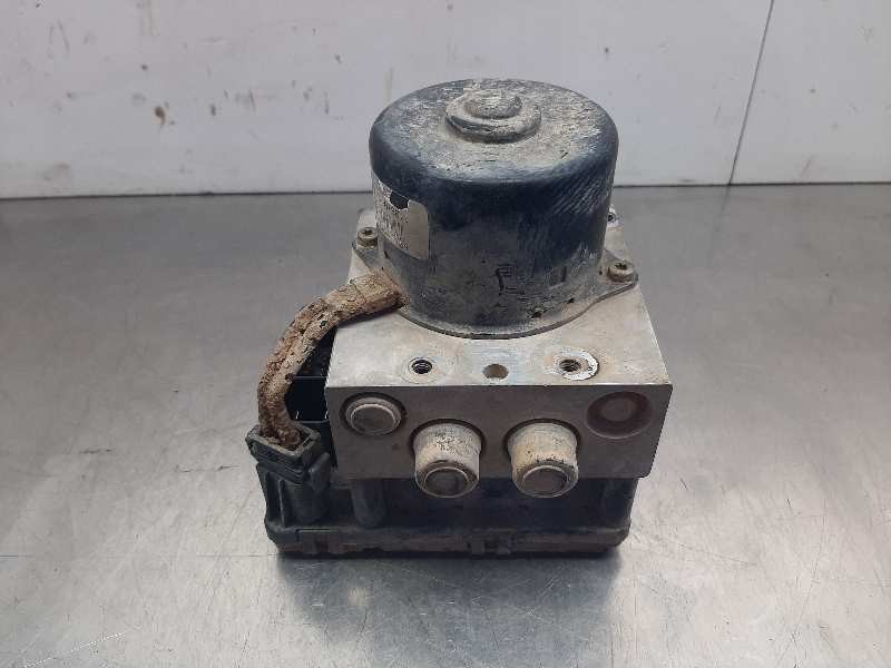 Recambio de abs para chrysler voyager (rg) 2.5 crd se referencia OEM IAM 04686702ACA  
