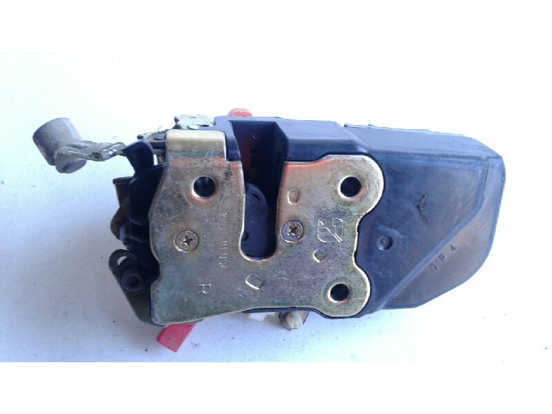 Recambio de cerradura puerta delantera derecha para chrysler voyager (rg) 2.5 crd se referencia OEM IAM 04717802AB  