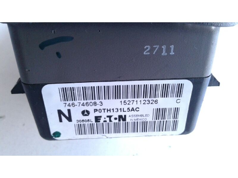 Recambio de mando luces para chrysler voyager (rg) 2.5 crd se referencia OEM IAM 04685711AC  