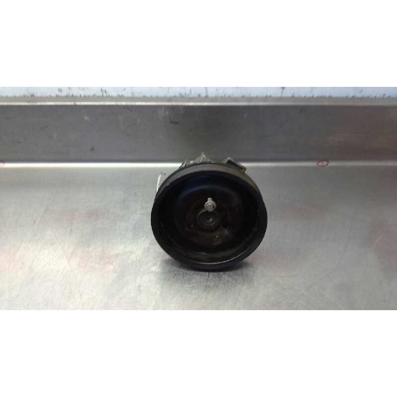 Recambio de bomba direccion para mercedes sprinter 02.00  caja cerrada 316 cdi (903.661-662) referencia OEM IAM 0024667501  