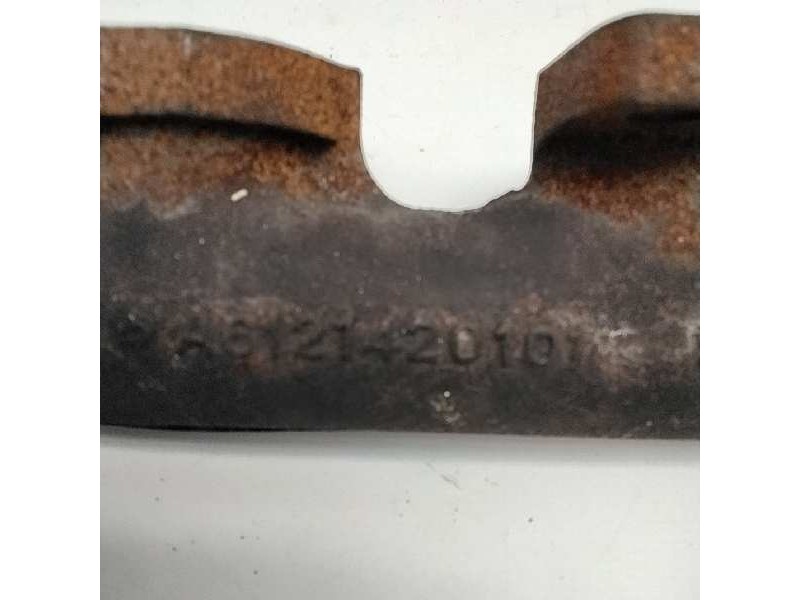 Recambio de colector escape para mercedes sprinter 02.00  caja cerrada 316 cdi (903.661-662) referencia OEM IAM A6121420101  