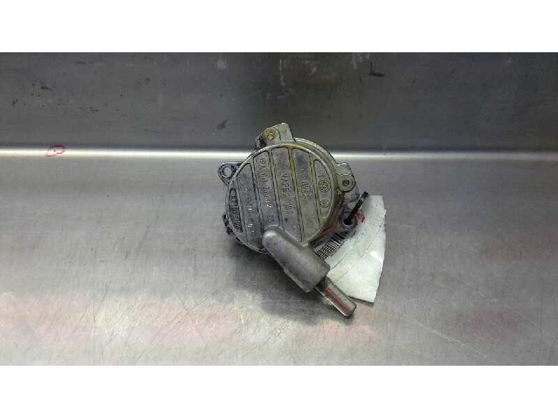 Recambio de depresor freno / bomba vacio para mercedes sprinter 02.00  caja cerrada 316 cdi (903.661-662) referencia OEM IAM A61