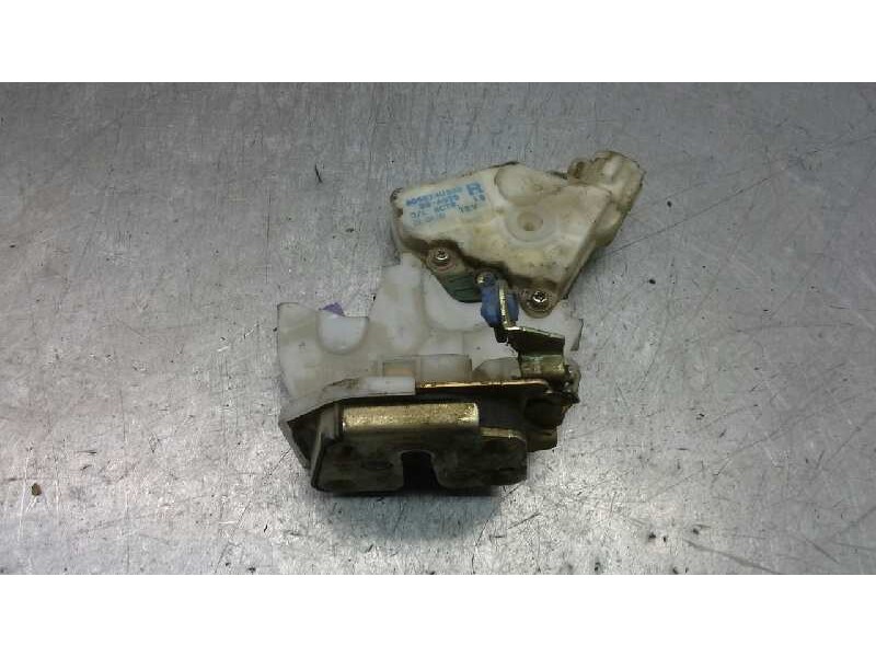 Recambio de cerradura puerta trasera derecha para nissan x-trail (t30) 2.2 dci diesel cat referencia OEM IAM   93443