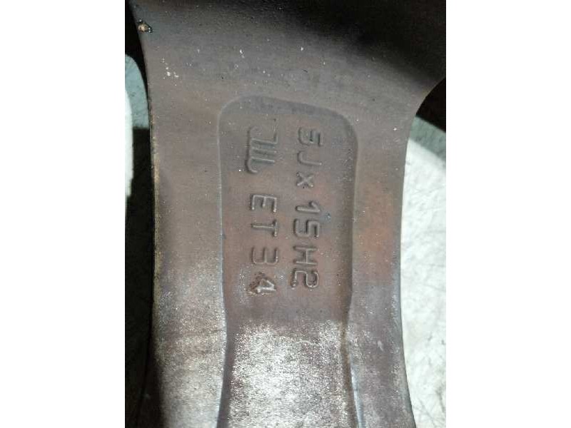 Recambio de llanta aluminio para smart fortwoc coupe mc01/1332c0 referencia OEM IAM 15-3-TORNILLOS ET34 
