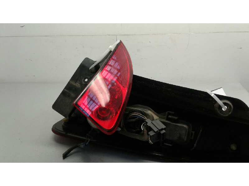 Recambio de piloto trasero izquierdo para renault espace iv (jk0) grand espace dynamique referencia OEM IAM 8200027153  