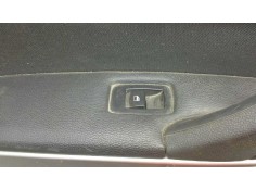Recambio de guarnecido puerta trasera izquierda para bmw serie 3 berlina (e90) 320d referencia OEM IAM    2