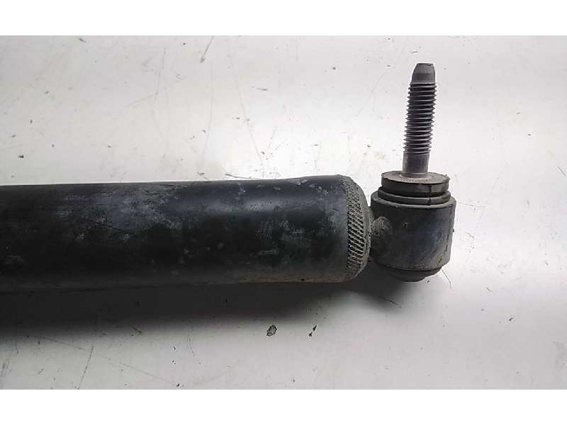 Recambio de amortiguador trasero izquierdo para nissan qashqai (j11) acenta referencia OEM IAM 562104EA2C  