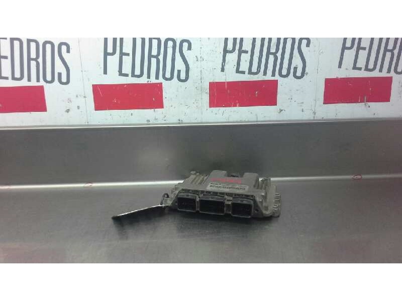 Recambio de centralita motor uce para renault scenic ii confort expression referencia OEM IAM  296 