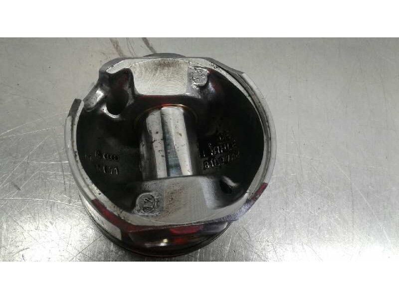 Recambio de piston para volkswagen golf v berlina (1k1) sportline referencia OEM IAM   