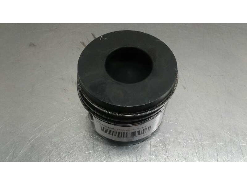 Recambio de piston para volkswagen golf v berlina (1k1) sportline referencia OEM IAM   
