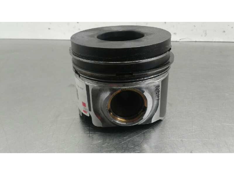 Recambio de piston para volkswagen golf v berlina (1k1) sportline referencia OEM IAM   