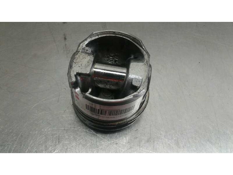 Recambio de piston para volkswagen golf v berlina (1k1) sportline referencia OEM IAM   