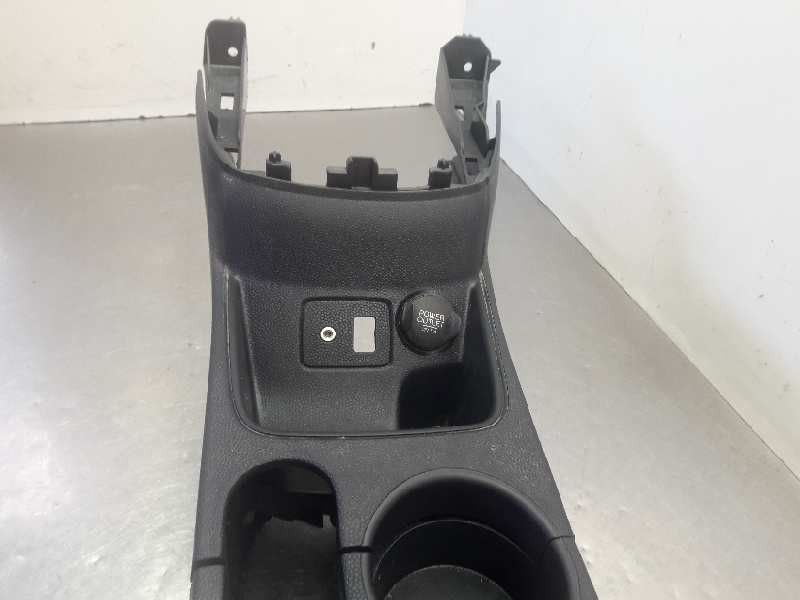 Recambio de consola central para ford fiesta (cb1) trend referencia OEM IAM   